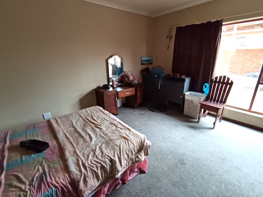 8 Bedroom Property for Sale in C Place Eastern Cape